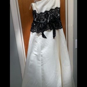 White Black Lace Bow Ball Gown